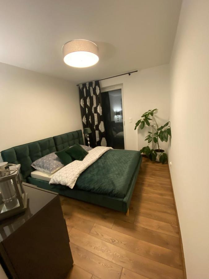 Vip Polo Apartment Gliwice Esterno foto